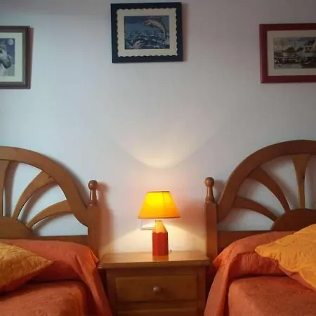 La Caleta Sleeps 6 Wifi