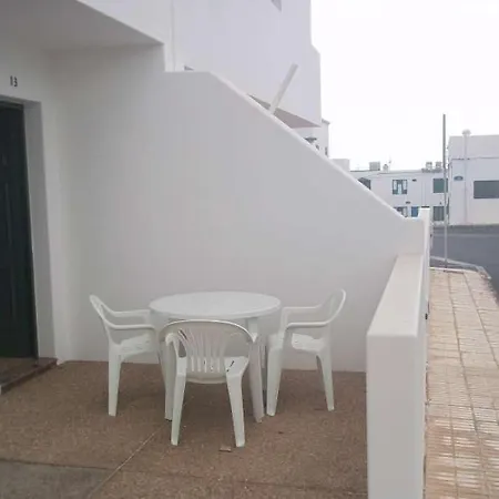 La Caleta Sleeps 6 Wifi Daire Famara